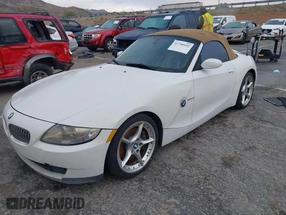 2007 BMW Z4 3.0si with VIN 4USBU53597LX02452, listed as a IAAI auction lot 41788102 with 196,971 mi miles and . Bid and sale history available at DreamBid. Image 17.