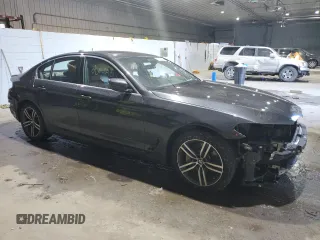 2023 BMW 5 Series 530i xDrive with VIN WBA13BJ04PWX99100, listed as a Copart auction lot 85678004 with 28,668 mi miles and Salvage Title. Bid and sale history available at DreamBid. Image 4.