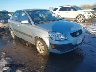 2008 Kia Rio LX with VIN KNADE123686331025, listed as a IAAI auction lot 41325501 with 78,200 mi miles. Bid and sale history available at carsss.com. Image 1.