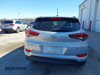 2017 Hyundai Tucson SE with VIN KM8J3CA46HU524316, listed as a IAAI auction lot 41742758 with 50,140 mi miles. Bid and sale history available at carsss.com. Image 16.