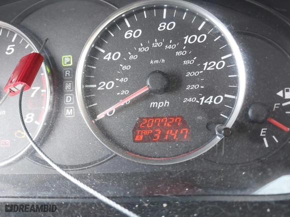 2006 Mazda Mazda6 Grand Touring s with VIN 1YVHP80DX65M52771, listed as a IAAI auction lot 42091020 with 207,727 mi miles. Bid and sale history available at carsss.com. Image 7.