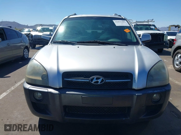 2006 Hyundai Tucson GLS with VIN KM8JN12DX6U357128, listed as a IAAI auction lot 41816481 with 212,846 mi miles. Bid and sale history available at carsss.com. Image 12.