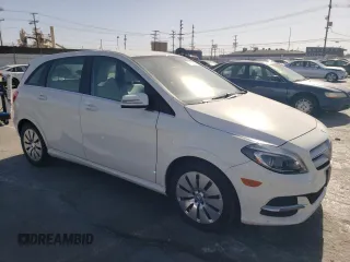2014 Mercedes-Benz B Electric Drive with VIN WDDVP9AB7EJ002907, listed as a Copart auction lot 77015844 with 80,500 mi miles and Clean Title. Bid and sale history available at carsss.com. Image 4.