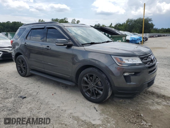 2018 Ford Explorer XLT z VIN 1FM5K7D86JGB27218, wystawiony jako Copart lot #66252515 z przebiegiem 88 254 mil mil oraz Szkoda całkowita • Salvage title. Historia ofert i sprzedaży dostępna na DreamBid. Obrazek 4.