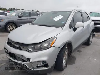 2020 Chevrolet Trax LS with VIN 3GNCJKSB2LL205578, listed as a IAAI auction lot 41487913 with 122,343 mi miles and . Bid and sale history available at DreamBid. Image 2.