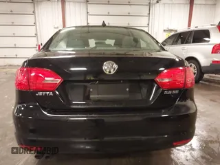2011 Volkswagen Jetta SE z VIN 3VWDZ7AJ0BM362401, wystawiony jako IAAI lot #42549312 z przebiegiem 161 093 mil mil oraz . Historia ofert i sprzedaży dostępna na DreamBid. Obrazek 17.