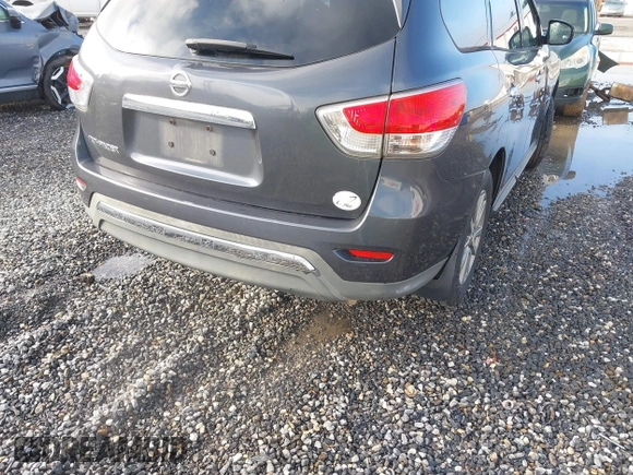 2014 Nissan Pathfinder S with VIN 5N1AR2MN6EC638430, listed as a IAAI auction lot 42326218 with 157,453 mi miles and . Bid and sale history available at DreamBid. Image 6.