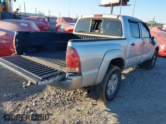 2008 Toyota Tacoma PreRunner with VIN 3TMJU62N38M062716, listed as a IAAI auction lot 41275247 with 234,768 mi miles. Bid and sale history available at carsss.com. Image 4.