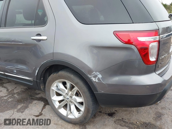 2013 Ford Explorer Limited z VIN 1FM5K7F91DGA30373, wystawiony jako IAAI lot #41953824 z przebiegiem 129 945 mil mil oraz . Historia ofert i sprzedaży dostępna na DreamBid. Obrazek 6.
