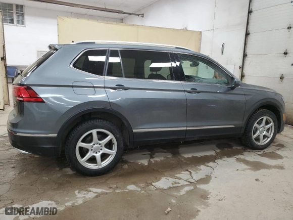 2018 Volkswagen Tiguan SEL Premium with VIN 3VV4B7AX9JM002703, listed as a Copart auction lot 88558945 with 133,817 mi miles and Clean Title. Bid and sale history available at carsss.com. Image 3.