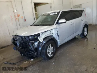 2021 Kia Soul LX with VIN KNDJ23AU9M7762175, listed as a Copart auction lot 48062055 with 69,710 mi miles and Salvage Title. Bid and sale history available at carsss.com. Image 1.