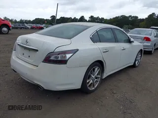 2014 Nissan Maxima S with VIN 1N4AA5AP1EC478918, listed as a IAAI auction lot 40426108 with 101,635 mi miles and . Bid and sale history available at DreamBid. Image 4.