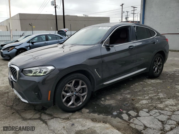2022 BMW X4 xDrive30i with VIN 5UX33DT01N9J41197, listed as a Copart auction lot 44631435 with NaN miles and Salvage Title. Bid and sale history available at carsss.com. Image 1.