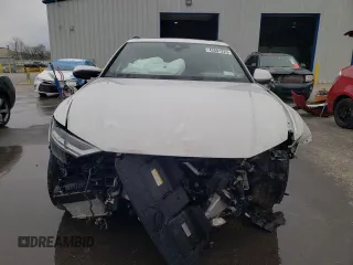 2021 Audi Q8 Premium z VIN WA1AVAF14MD028288, wystawiony jako Copart lot #42691223 z przebiegiem 23 508 mil mil oraz . Historia ofert i sprzedaży dostępna na DreamBid. Obrazek 5.