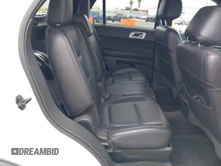 2015 Ford Explorer XLT with VIN 1FM5K7D80FGB50324, listed as a IAAI auction lot 42067992 with 106,207 mi miles and . Bid and sale history available at carsss.com. Image 8.