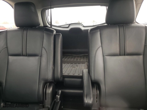 2018 Toyota Highlander SE with VIN 5TDJZRFH4JS488167, listed as a Copart auction lot 51863525 with 119,035 mi miles and Salvage Title. Bid and sale history available at carsss.com. Image 10.