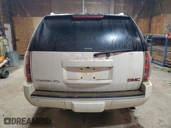 2013 GMC Yukon XL Denali with VIN 1GKS2MEF8DR329736, listed as a Copart auction lot 47556125 with 93,395 mi miles and Clean Title. Bid and sale history available at DreamBid. Image 6.