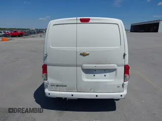 2017 Chevrolet City Express Cargo LT z VIN 3N63M0ZN1HK701924, wystawiony jako IAAI lot #42337663 z przebiegiem 211 535 mil mil oraz . Historia ofert i sprzedaży dostępna na DreamBid. Obrazek 16.