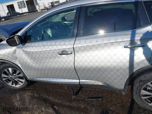 2016 Nissan Murano SL with VIN 5N1AZ2MH0GN127393, listed as a IAAI auction lot 41847066 with 138,766 mi miles. Bid and sale history available at carsss.com. Image 13.