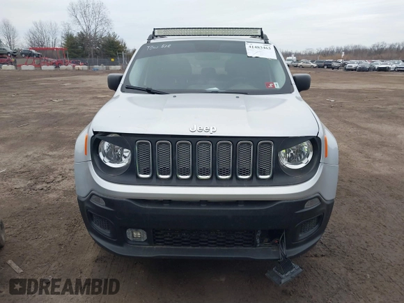 2017 Jeep Renegade Sport с VIN ZACCJAAH3HPF05721, выставлен на аукционе IAAI как лот 41483463 с пробегом 86 414 миль миль и . История ставок и продаж доступна на DreamBid. Изображение 12.