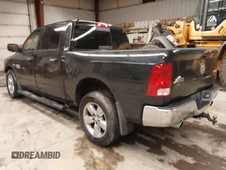 2016 Ram 1500 Big Horn z VIN 1C6RR7LT3GS305235, wystawiony jako IAAI lot #41955334 z przebiegiem 211 673 mil mil oraz . Historia ofert i sprzedaży dostępna na DreamBid. Obrazek 3.