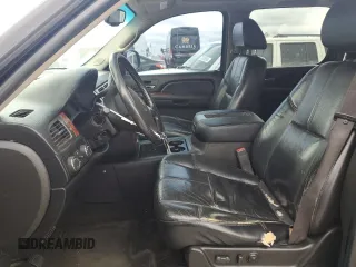 2007 Chevrolet Avalanche LT w/3LT with VIN 3GNFK12317G161729, listed as a Copart auction lot 72762134 with 321,398 mi miles and Salvage Title. Bid and sale history available at carsss.com. Image 7.