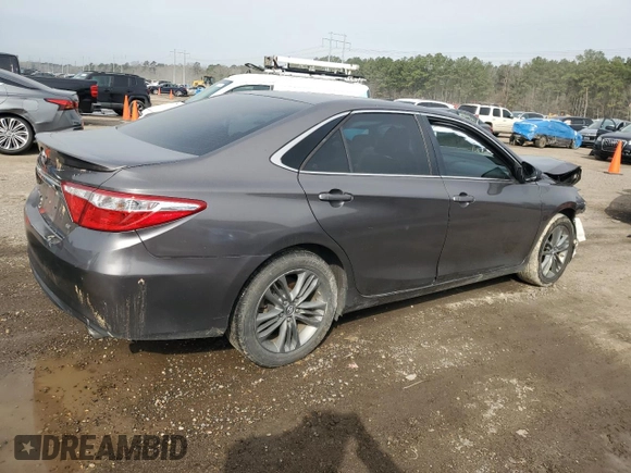 2017 Toyota Camry XLE with VIN 4T1BF1FK8HU427318, listed as a Copart auction lot 46998765 with 172,833 mi miles and Salvage Title. Bid and sale history available at carsss.com. Image 3.