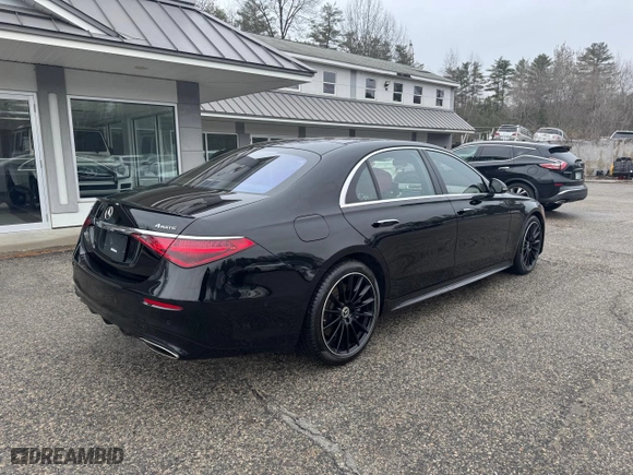 2022 Mercedes-Benz S-Class S 580 with VIN W1K6G7GB3NA129301, listed as a Copart auction lot 53679195 with 94,735 mi miles and Clean Title. Bid and sale history available at carsss.com. Image 4.