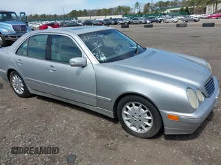 2000 Mercedes-Benz E 320 with VIN WDBJF65J9YB129649, listed as a IAAI auction lot 42020958 with 192,622 mi miles and . Bid and sale history available at DreamBid. Image 13.