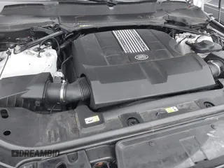 2018 Land Rover Range Rover Sport z VIN SALWR2RE8JA187048, wystawiony jako IAAI lot #41933996 z przebiegiem Nie podano mil oraz . Historia ofert i sprzedaży dostępna na DreamBid. Obrazek 10.