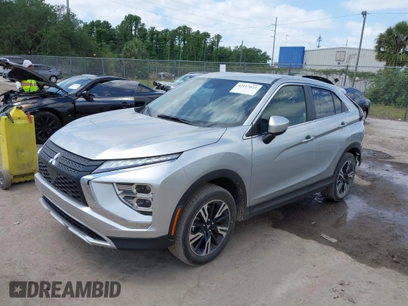 2025 Mitsubishi Eclipse Cross SE with VIN JA4ATWAA1SZ003410, listed as a IAAI auction lot 42117623 with 6,465 mi miles and . Bid and sale history available at DreamBid. Image 2.