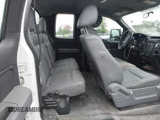 2013 Ford F-150 XL с VIN 1FTFX1EF3DKE62894, выставлен на аукционе IAAI как лот 42248853 с пробегом 233 743 миль миль и . История ставок и продаж доступна на DreamBid. Изображение 8.