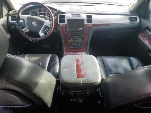 2009 Cadillac Escalade Hybrid with VIN 1GYFK43529R117682, listed as a Copart auction lot 53949915 with 221,447 mi miles and Clean Title. Bid and sale history available at carsss.com. Image 8.