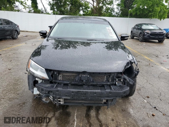 2015 Volkswagen Jetta SE z VIN 3VWD17AJ0FM356093, wystawiony jako Copart lot #60301455 z przebiegiem 106 253 mil mil oraz Szkoda całkowita • Salvage title. Historia ofert i sprzedaży dostępna na DreamBid. Obrazek 5.