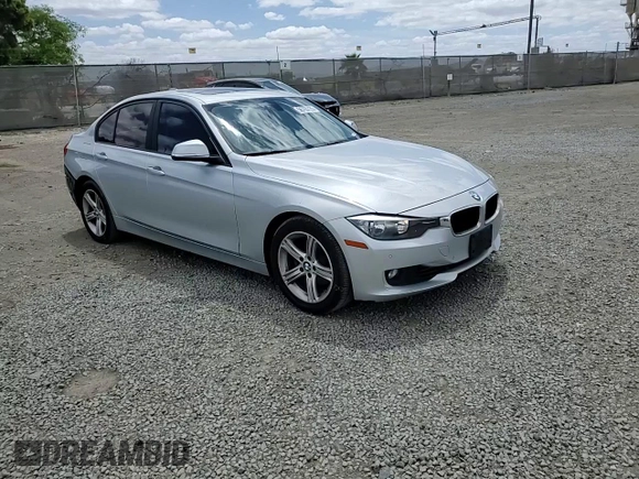 2015 BMW 3 Series 328i с VIN WBA3A5G52FNS89254, выставлен на аукционе Copart как лот 56765135 с пробегом 102 568 миль миль и Списание • Salvage title. История ставок и продаж доступна на DreamBid. Изображение 14.