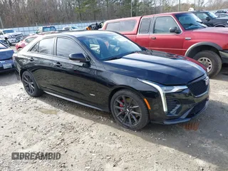 2021 Cadillac CT4 V-Series z VIN 1G6DH5RL4M0124480, wystawiony jako IAAI lot #41573455 z przebiegiem 65 180 mil mil oraz . Historia ofert i sprzedaży dostępna na DreamBid. Obrazek 1.