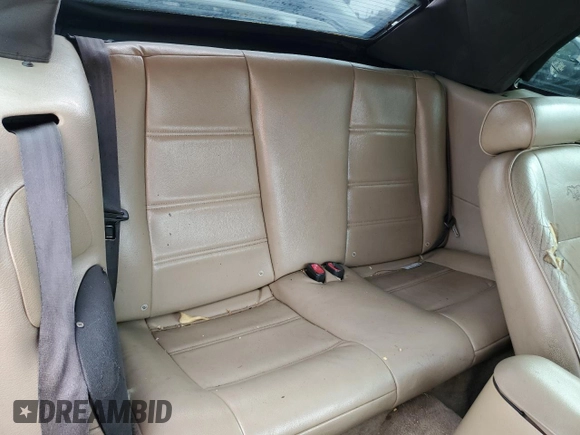 2004 Ford Mustang Deluxe z VIN 1FAFP44454F123067, wystawiony jako Copart lot #86784474 z przebiegiem 161 541 mil mil oraz Szkoda całkowita • Salvage title. Historia ofert i sprzedaży dostępna na DreamBid. Obrazek 10.