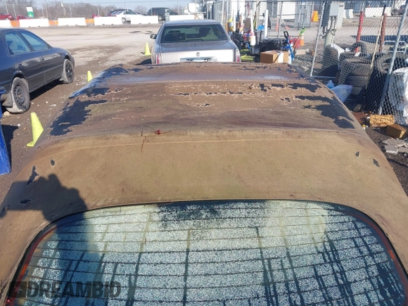 2004 Toyota Solara SE with VIN 4T1FA38P94U028268, listed as a IAAI auction lot 41233979 with 248,965 mi miles and . Bid and sale history available at carsss.com. Image 6.