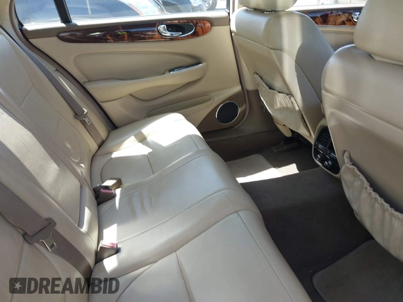 2005 Jaguar XJ 8 LWB with VIN SAJWA79C25SG48887, listed as a IAAI auction lot 42058896 with 177,315 mi miles and . Bid and sale history available at DreamBid. Image 8.