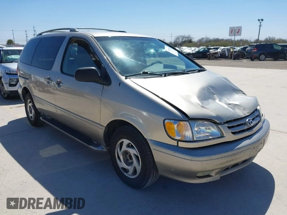 2001 Toyota Sienna LE with VIN 4T3ZF13C21U319690, listed as a IAAI auction lot 41729102 with 178,181 mi miles. Bid and sale history available at carsss.com. Image 1.