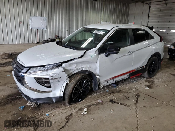 2024 Mitsubishi Eclipse Cross LE with VIN JA4ATVAA0RZ053462, listed as a Copart auction lot 60272975 with 7,642 mi miles and Salvage title. Bid and sale history available at DreamBid. Image 1.