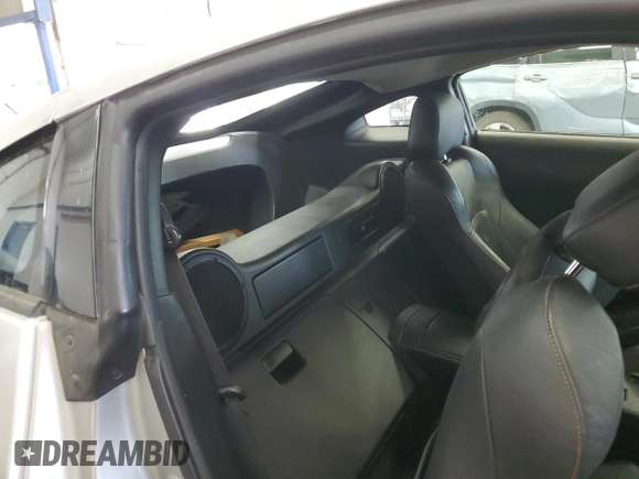 2003 Nissan 350Z Touring с VIN JN1AZ34D03T114076, выставлен на аукционе Copart как лот 61078255 с пробегом 187 952 миль миль и Списание • Salvage title. История ставок и продаж доступна на DreamBid. Изображение 10.