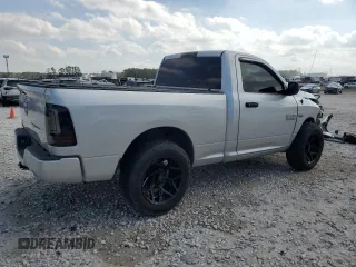 2018 Ram 1500 Express z VIN 3C6JR6AT6JG158188, wystawiony jako Copart lot #43374665 z przebiegiem 121 672 mil mil oraz Szkoda całkowita • Salvage title. Historia ofert i sprzedaży dostępna na DreamBid. Obrazek 3.