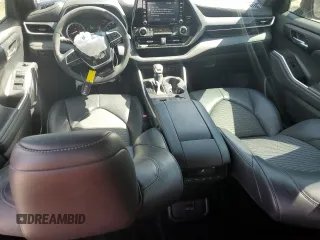 2022 Toyota Highlander XSE with VIN 5TDLZRAH3NS115126, listed as a Copart auction lot 62293825 with 59,189 mi miles and Salvage title. Bid and sale history available at DreamBid. Image 8.