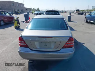 2006 Mercedes-Benz C 230 Sport with VIN WDBRF52H76A852501, listed as a IAAI auction lot 42637312 with 250,314 mi miles and . Bid and sale history available at DreamBid. Image 16.