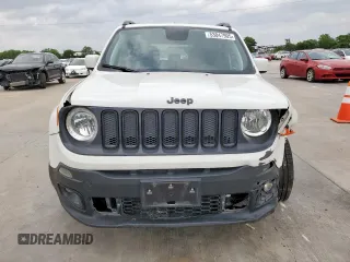 2018 Jeep Renegade Latitude z VIN ZACCJABB9JPH97519, wystawiony jako Copart lot #53047905 z przebiegiem 132 007 mil mil oraz Szkoda całkowita • Salvage title. Historia ofert i sprzedaży dostępna na DreamBid. Obrazek 5.