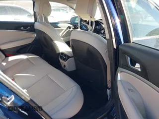 2019 Genesis G70 2.0T Advanced with VIN KMTG64LA0KU036566, listed as a IAAI auction lot 41263302 with 23,331 mi miles. Bid and sale history available at carsss.com. Image 8.
