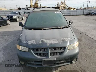 2000 Dodge Caravan SE with VIN 1B4GP44R6YB802320, listed as a Copart auction lot 79336244 with 163,919 mi miles and Clean Title. Bid and sale history available at carsss.com. Image 5.