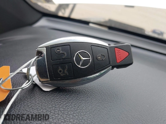 2019 Mercedes-Benz GLC 300 z VIN WDC0G4KB8KF669144, wystawiony jako IAAI lot #42216156 z przebiegiem 76 024 mil mil oraz . Historia ofert i sprzedaży dostępna na DreamBid. Obrazek 11.