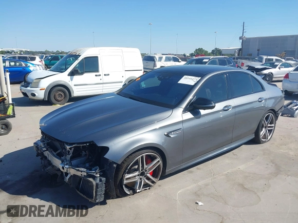 2019 Mercedes-Benz E 63 S AMG with VIN WDDZF8KB2KA553755, listed as a IAAI auction lot 40545473 with 51,458 mi miles and . Bid and sale history available at DreamBid. Image 19.